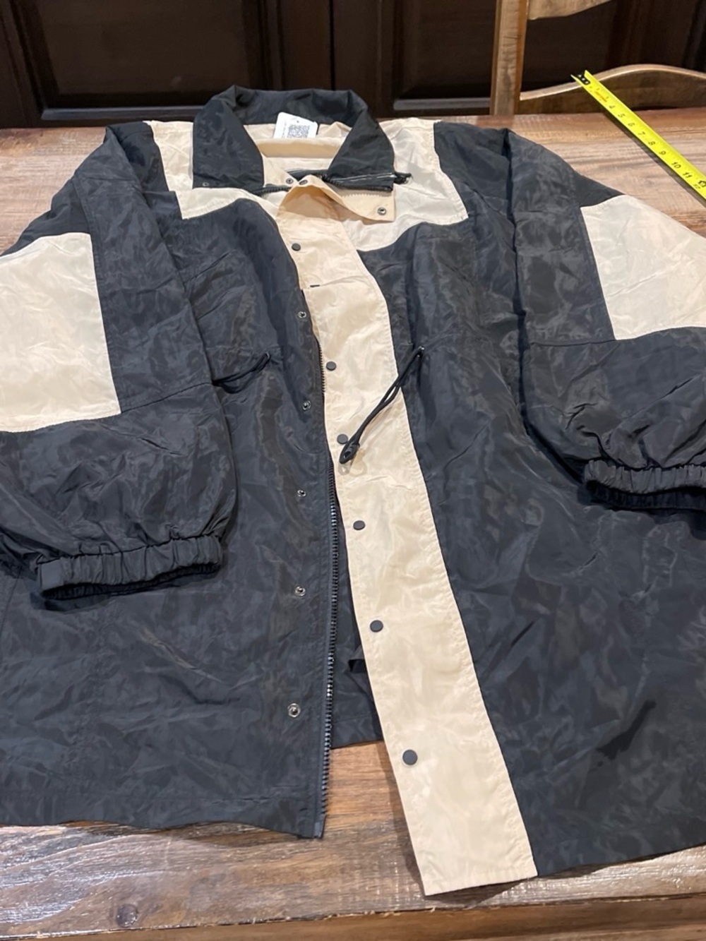 Women’s Two-Tone Black and Cream lightweight Utility Jacket